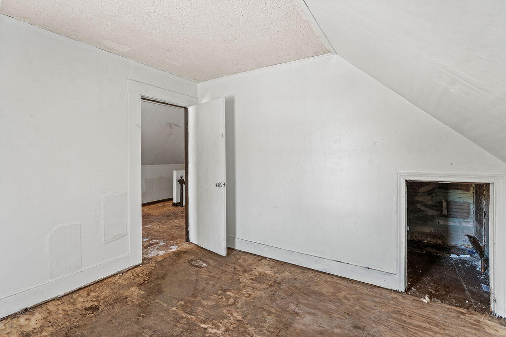 82 Summer Street Dover-foxcroft ME 04426