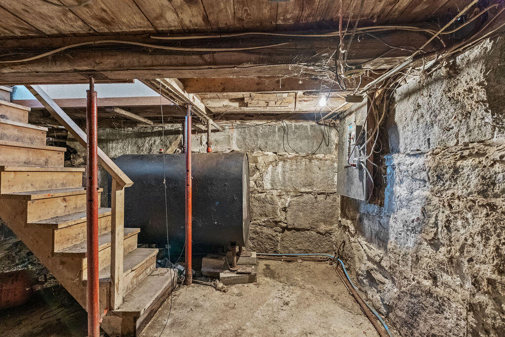 82 Summer Street Dover-foxcroft ME 04426