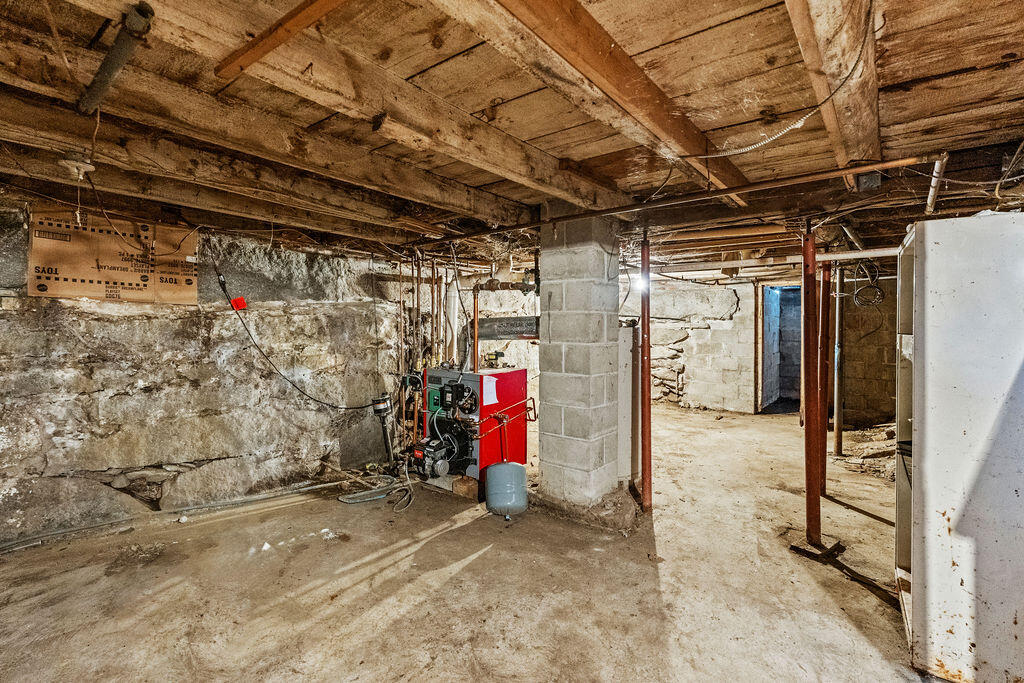 82 Summer Street Dover-foxcroft ME 04426