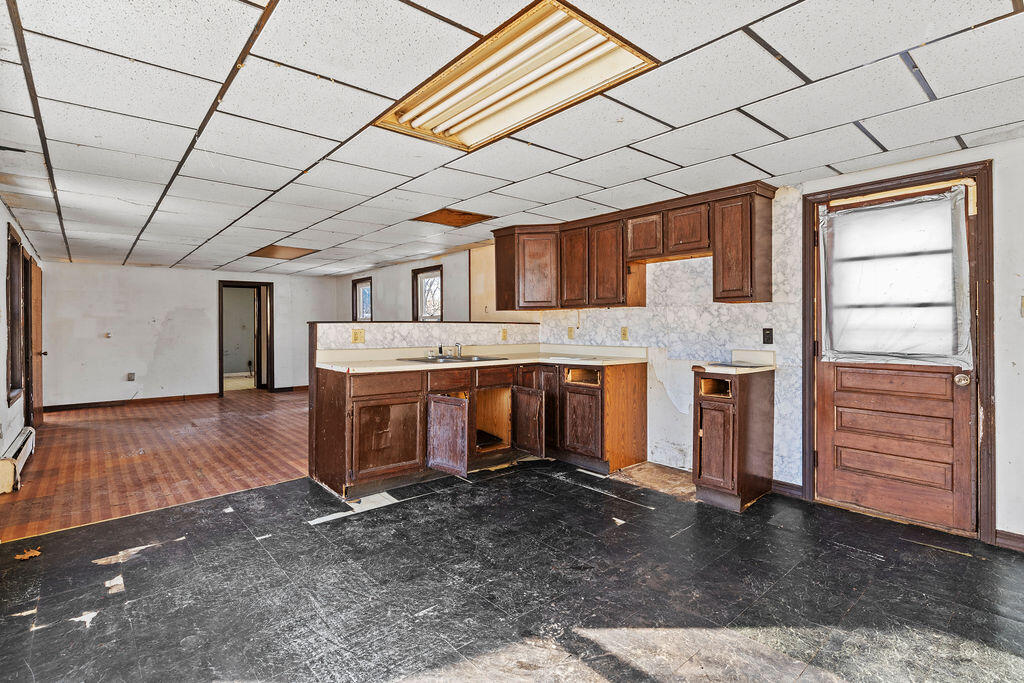 82 Summer Street Dover-foxcroft ME 04426