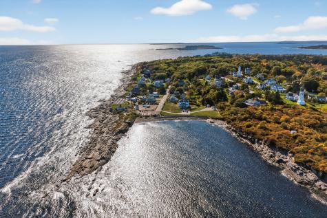 202 Two Lights Road Cape Elizabeth ME 04107
