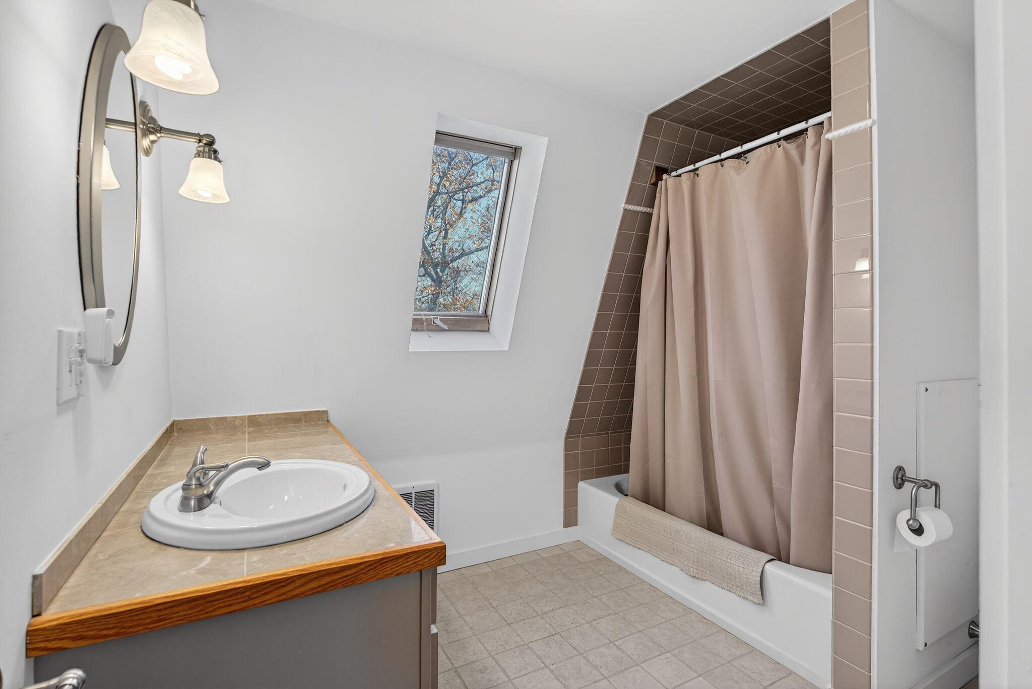 16 Spinney Point Lane Georgetown ME 04548