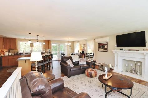 16 Willow Way Brewer ME 04412