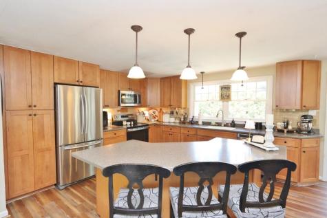 16 Willow Way Brewer ME 04412