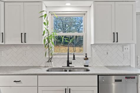 34 Sand Hill Road Wiscasset ME 04578