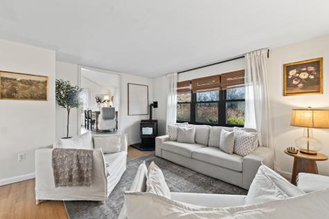 34 Sand Hill Road Wiscasset ME 04578