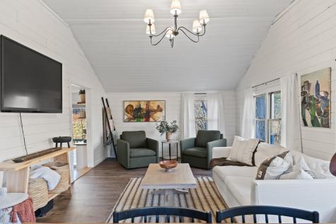 34 Sand Hill Road Wiscasset ME 04578