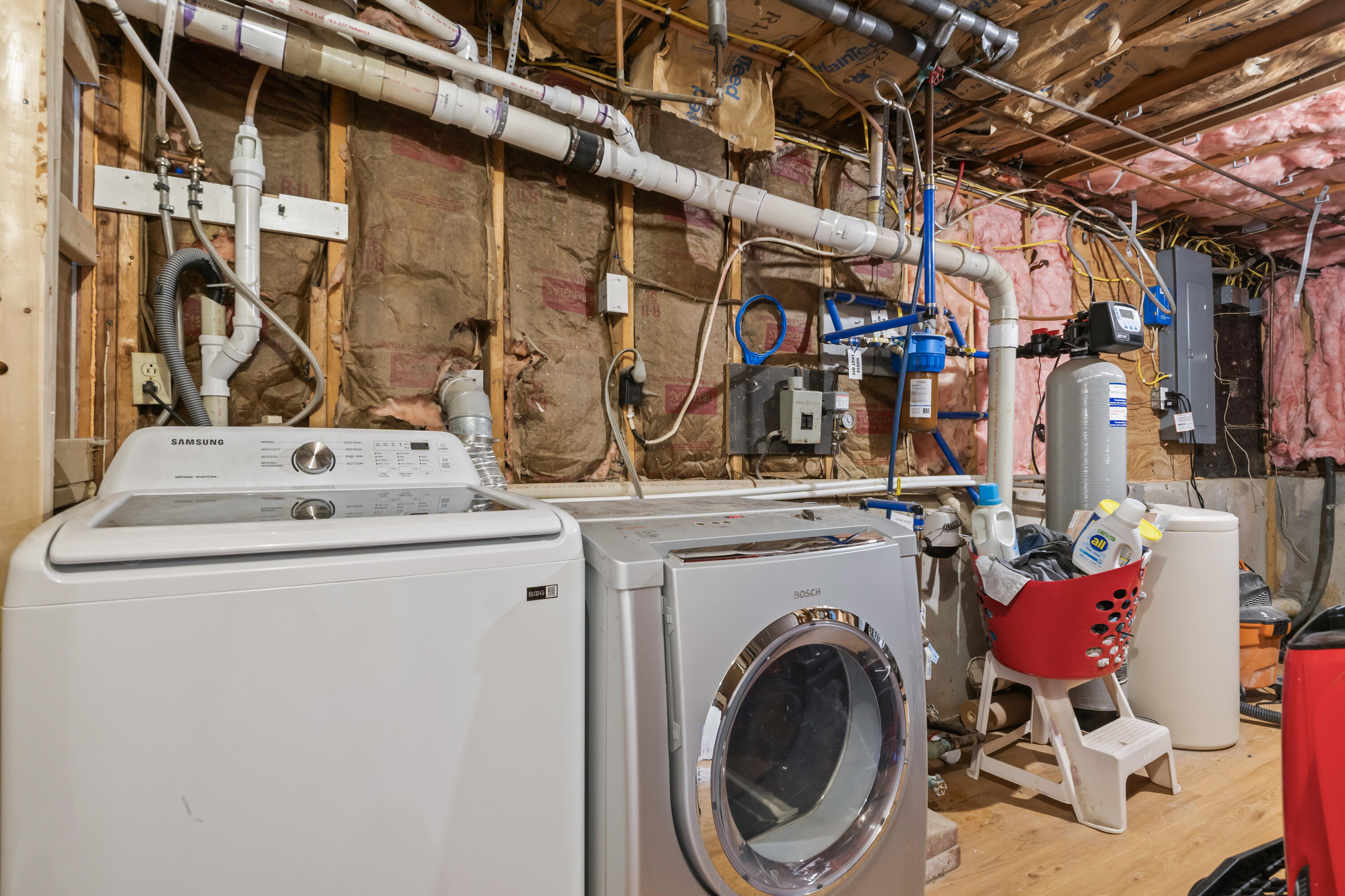 34 Sand Hill Road Wiscasset ME 04578