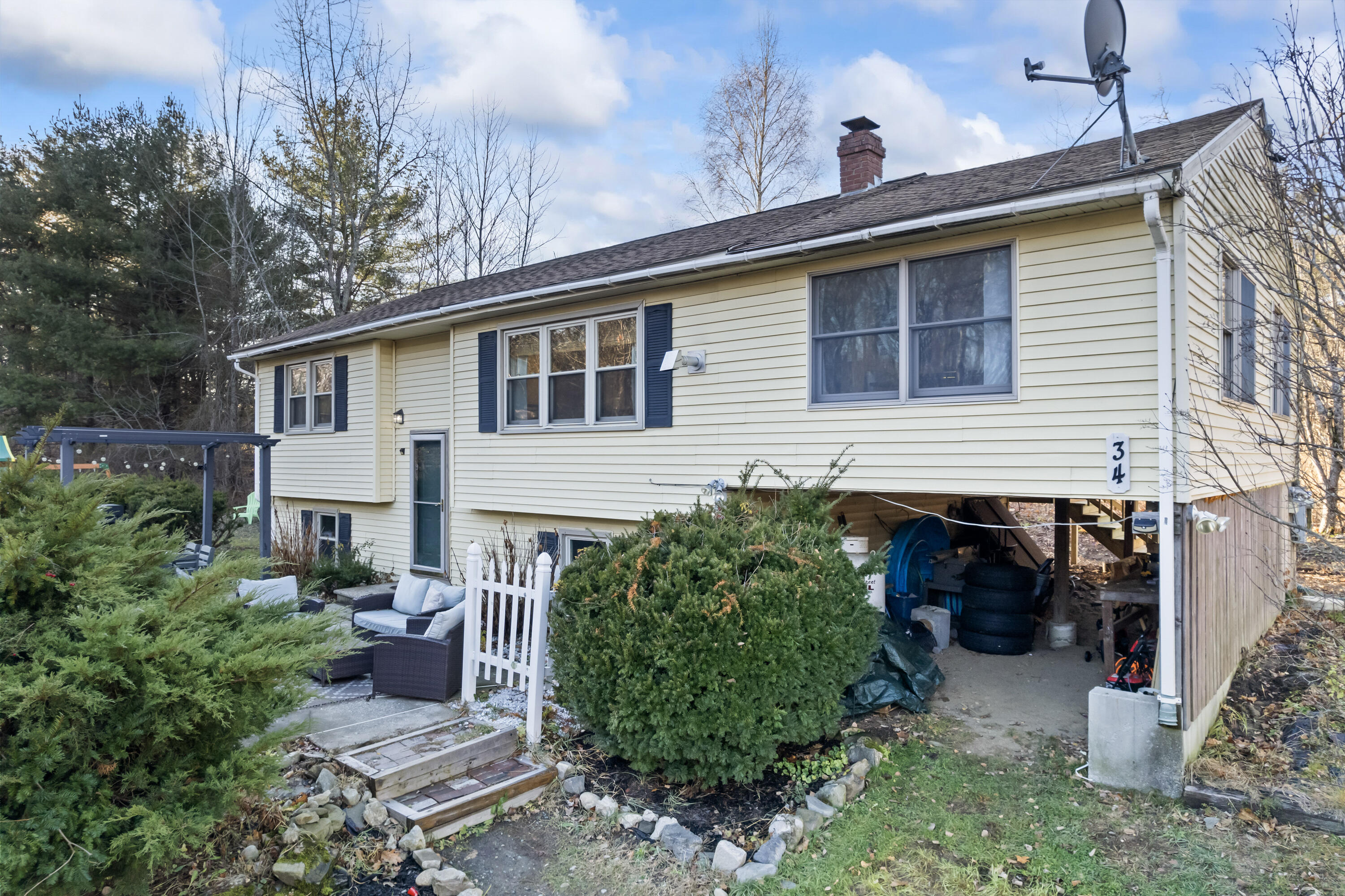 34 Sand Hill Road Wiscasset ME 04578