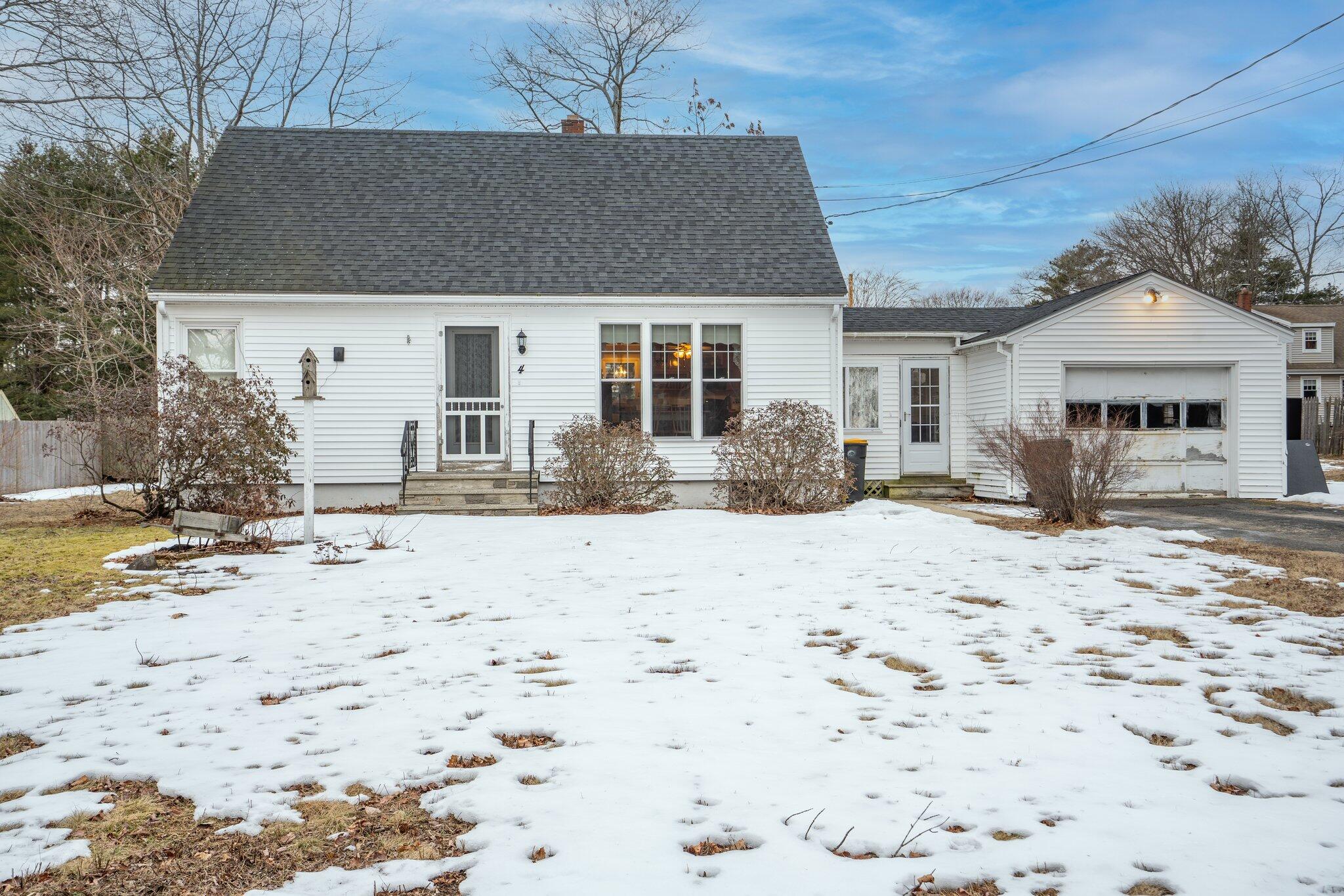 4 Wayne Circle Scarborough ME 04074