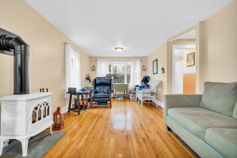 4 Wayne Circle Scarborough ME 04074