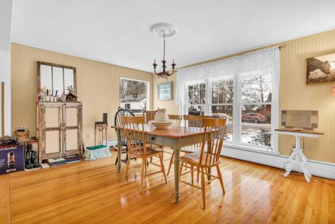 4 Wayne Circle Scarborough ME 04074