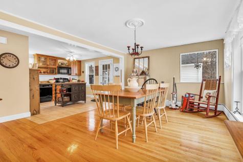 4 Wayne Circle Scarborough ME 04074