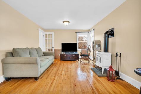 4 Wayne Circle Scarborough ME 04074