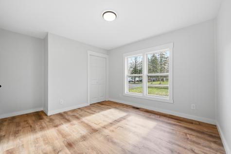 20 Spruce Street Newport ME 04953