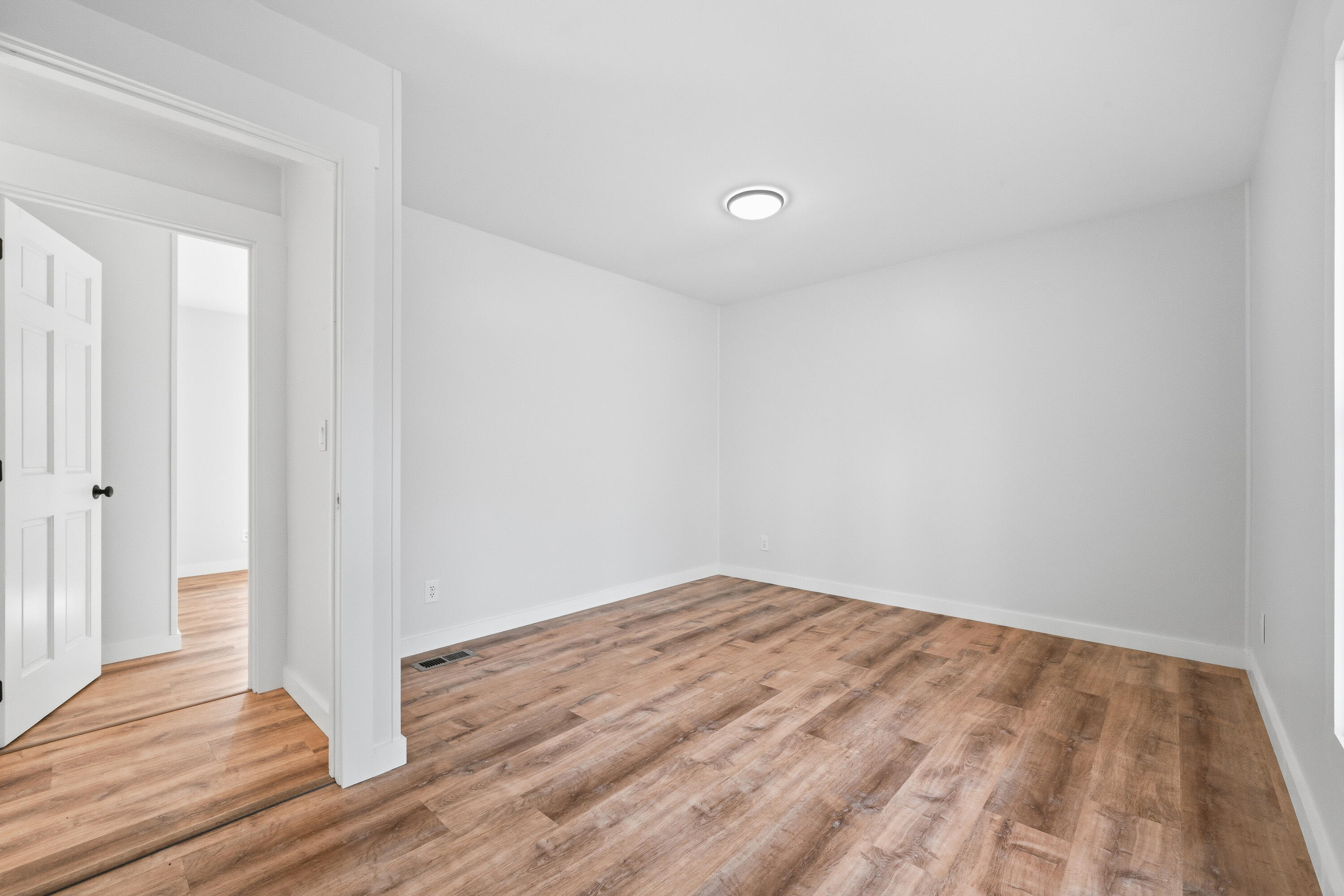 20 Spruce Street Newport ME 04953