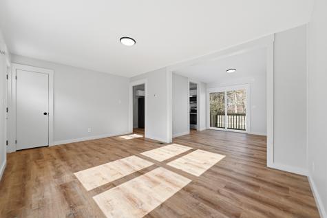 20 Spruce Street Newport ME 04953