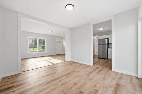 20 Spruce Street Newport ME 04953