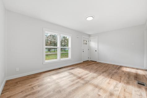 20 Spruce Street Newport ME 04953