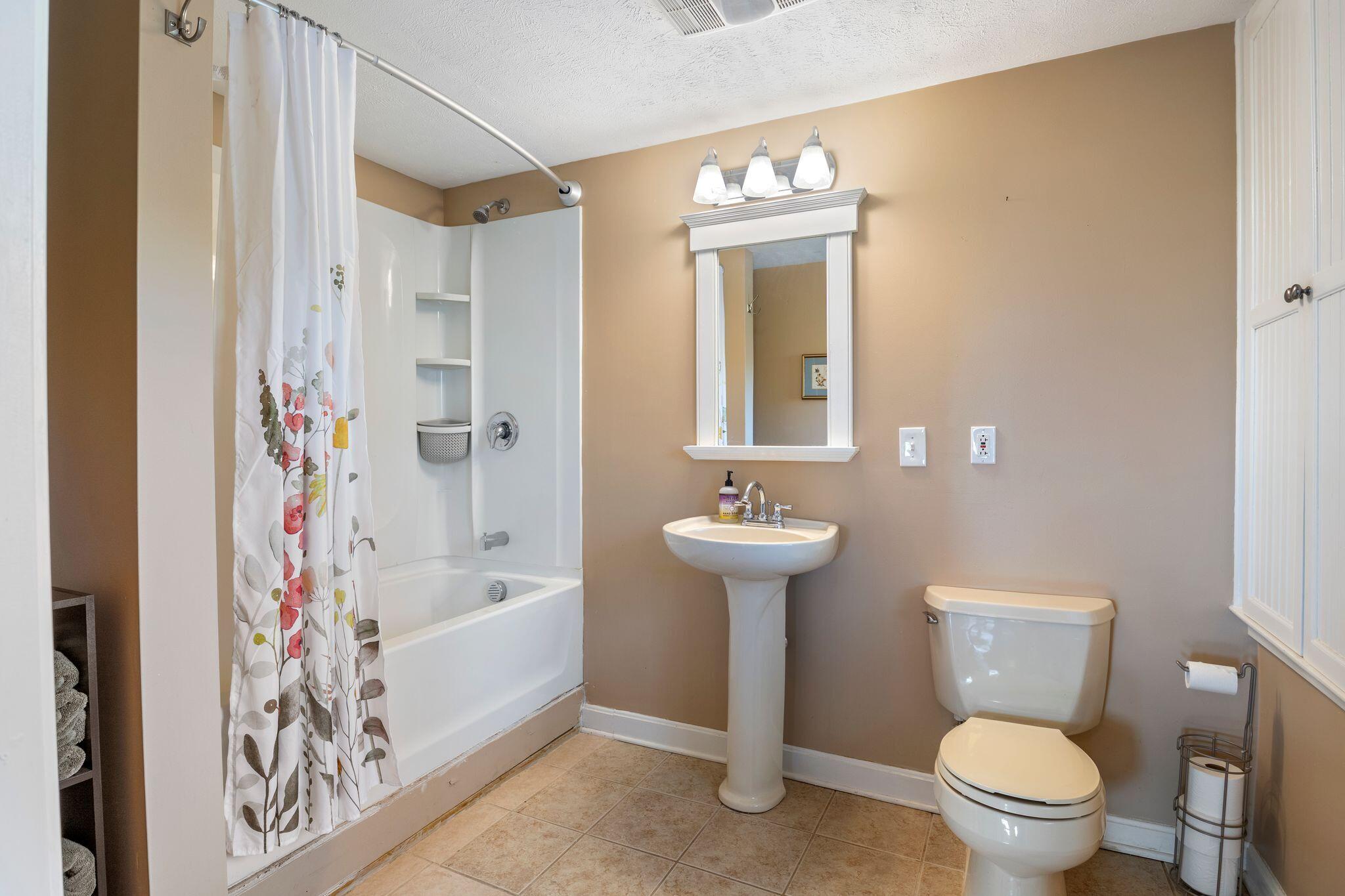 67 Carpenter Hill Road Alfred ME 04002