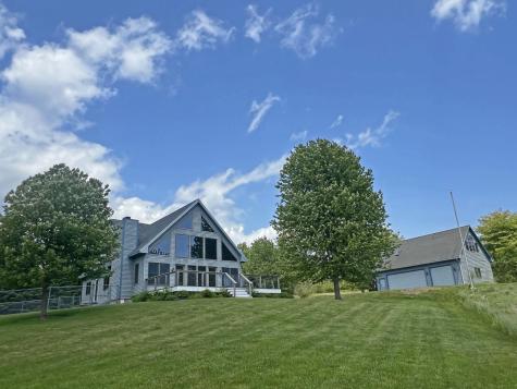 31 Deer Run Lamoine ME 04605