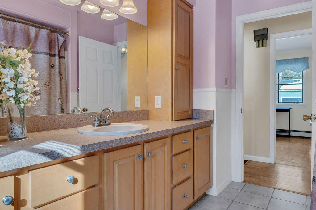 15 Morningside Street Lewiston ME 04240