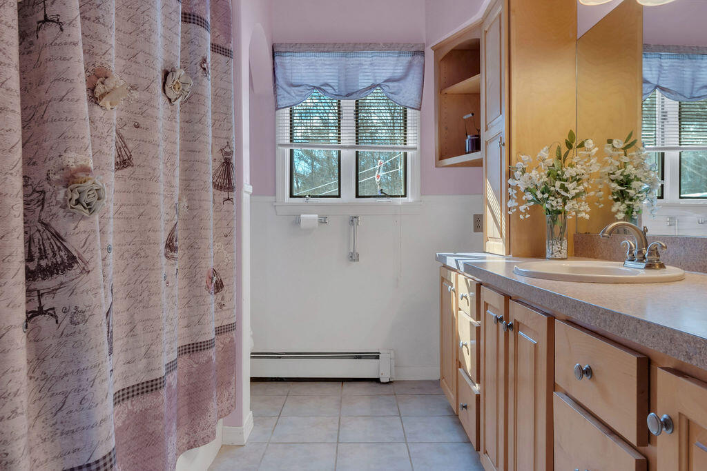 15 Morningside Street Lewiston ME 04240