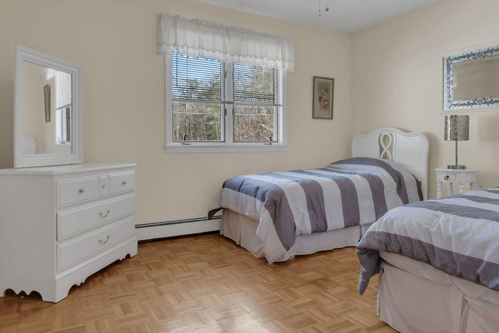 15 Morningside Street Lewiston ME 04240