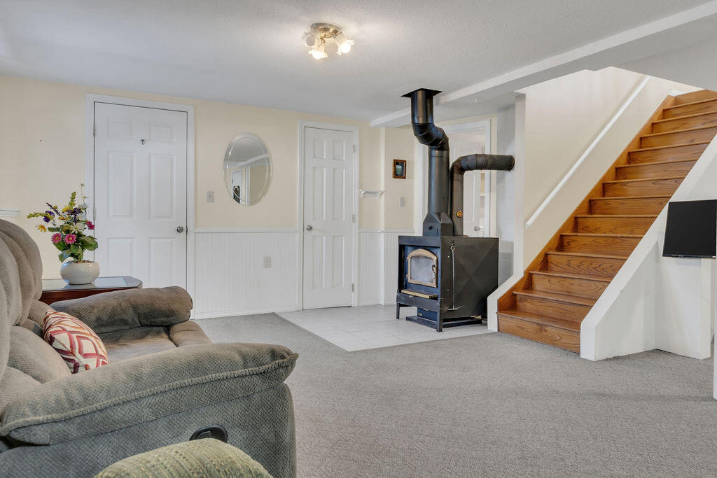 15 Morningside Street Lewiston ME 04240