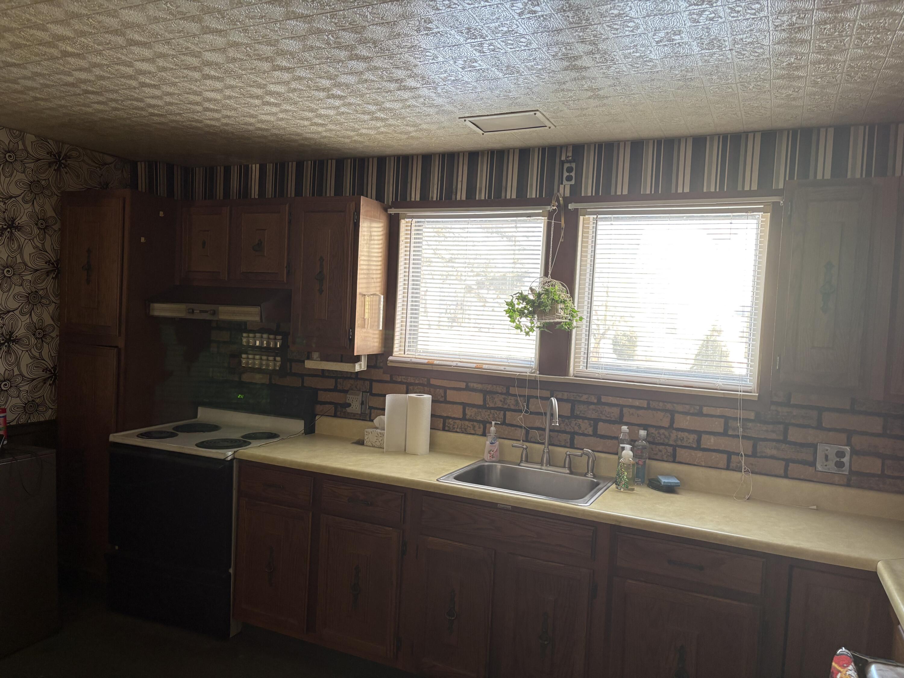 27 Dexter Street Bangor ME 04401