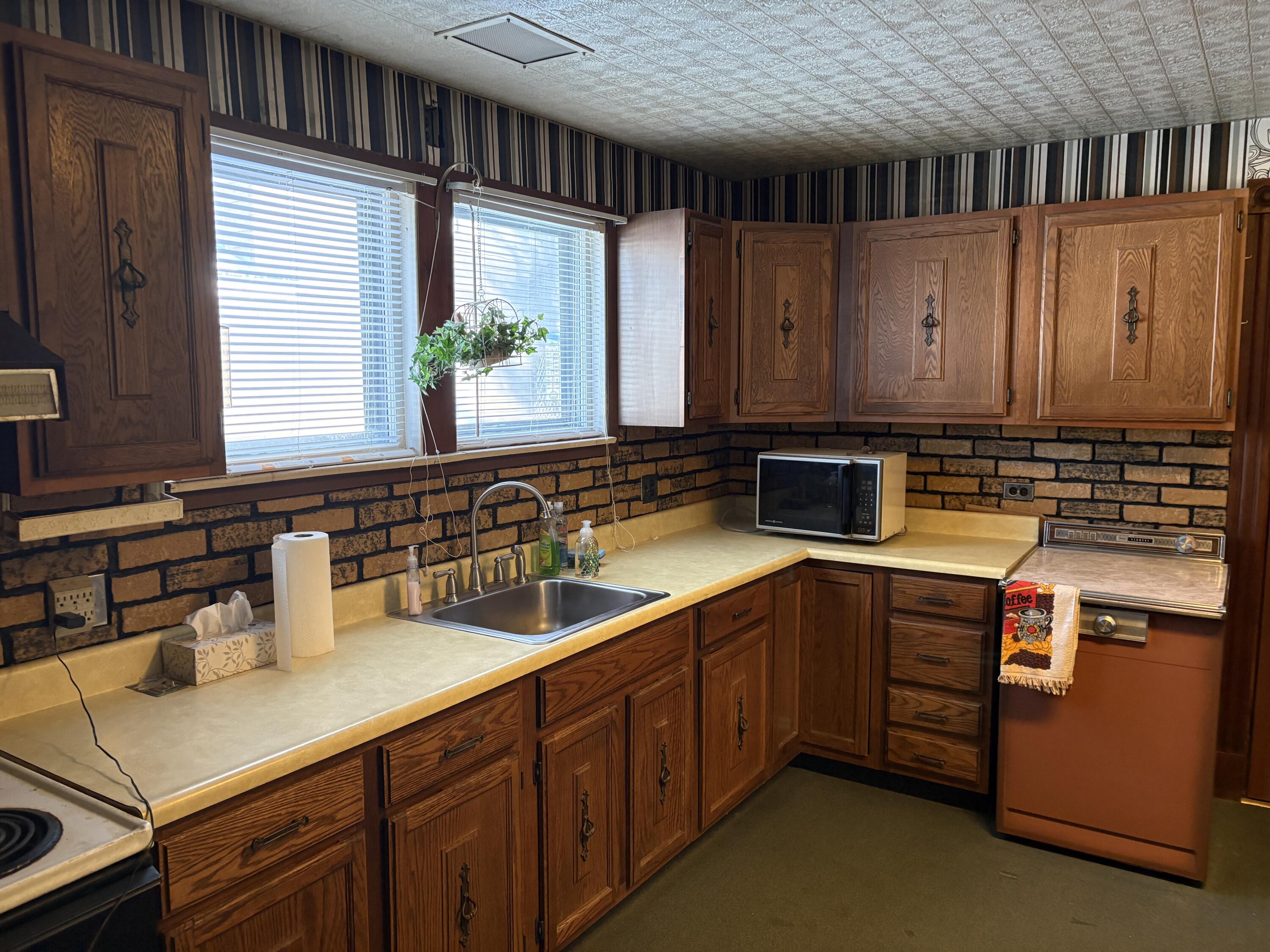 27 Dexter Street Bangor ME 04401