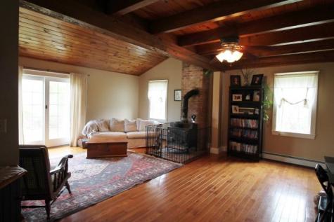 147 Autumn Drive Poland ME 04274