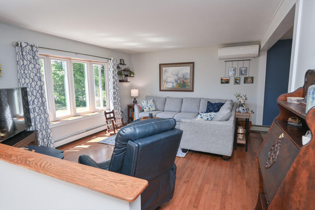 72 Nottingham Way Brewer ME 04412