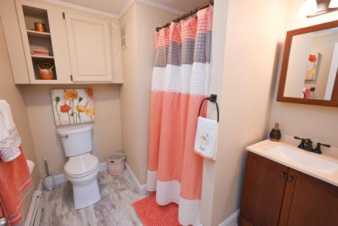 72 Nottingham Way Brewer ME 04412