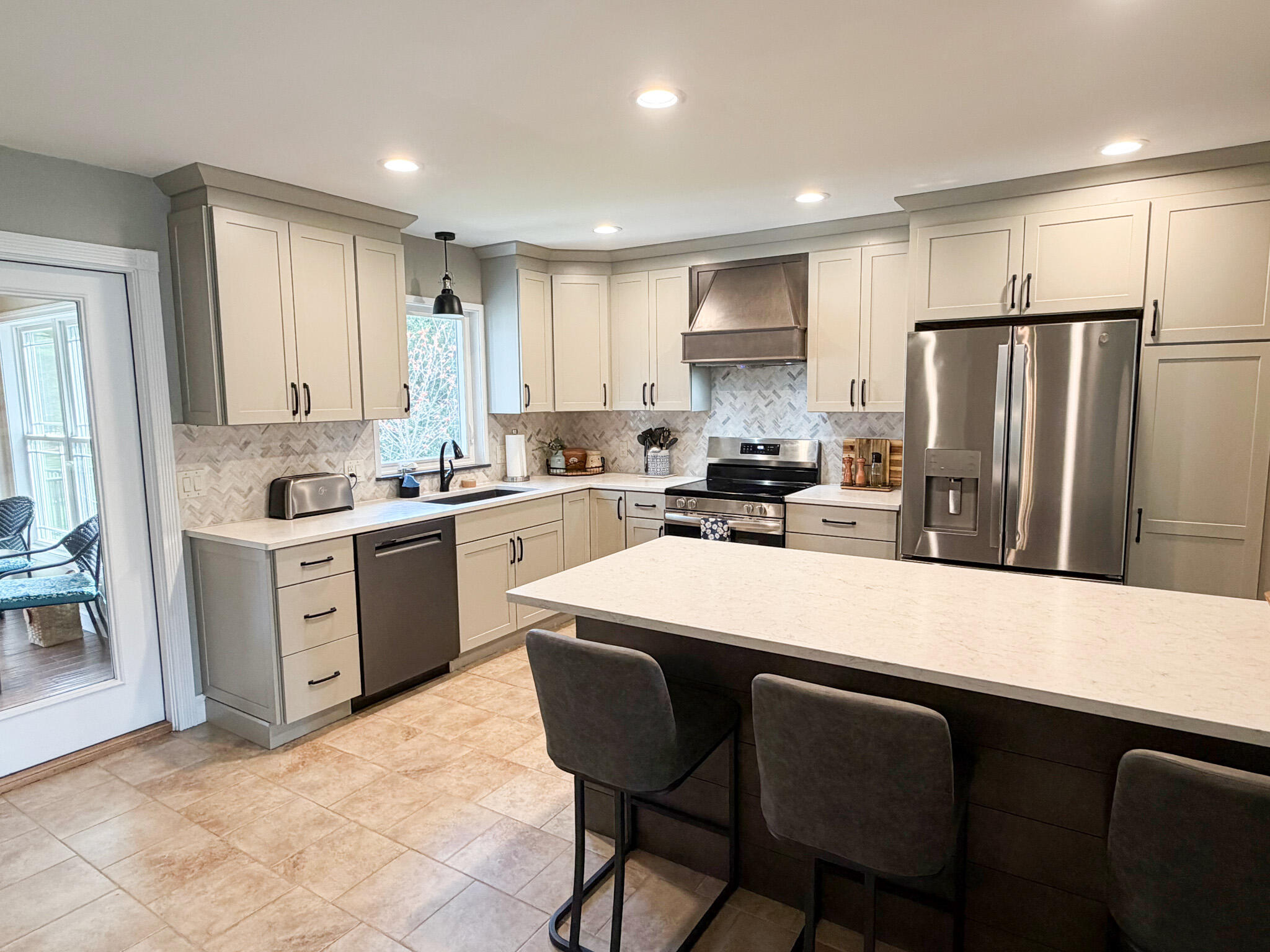 72 Nottingham Way Brewer ME 04412