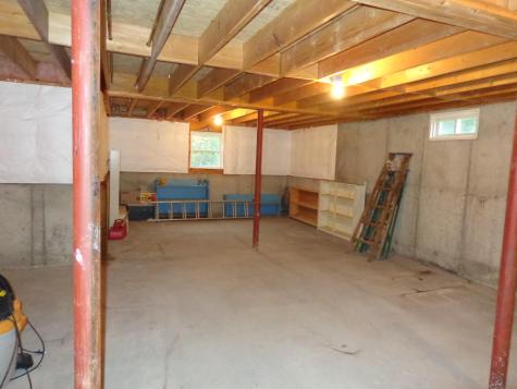 13 Timothy Lane Sanford ME 04073