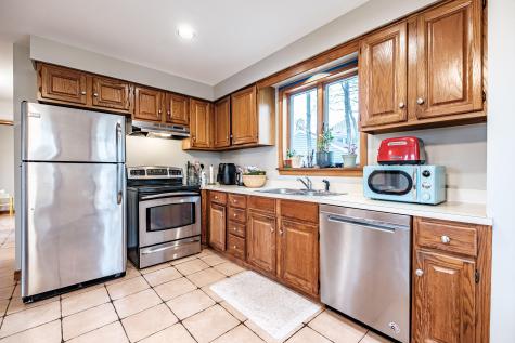 17 Belfield Street Portland ME 04103