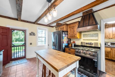 935 Dutch Neck Waldoboro ME 04572