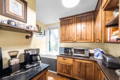 935 Dutch Neck Waldoboro ME 04572