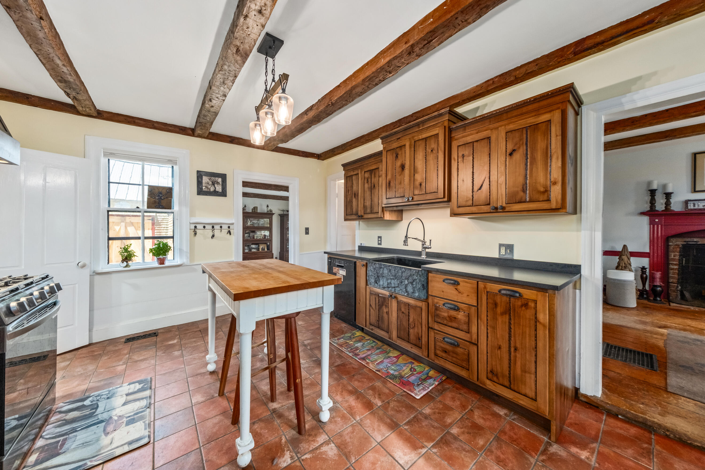 935 Dutch Neck Waldoboro ME 04572