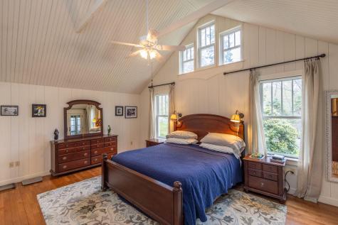 22 Windward Lane Northport ME 04849