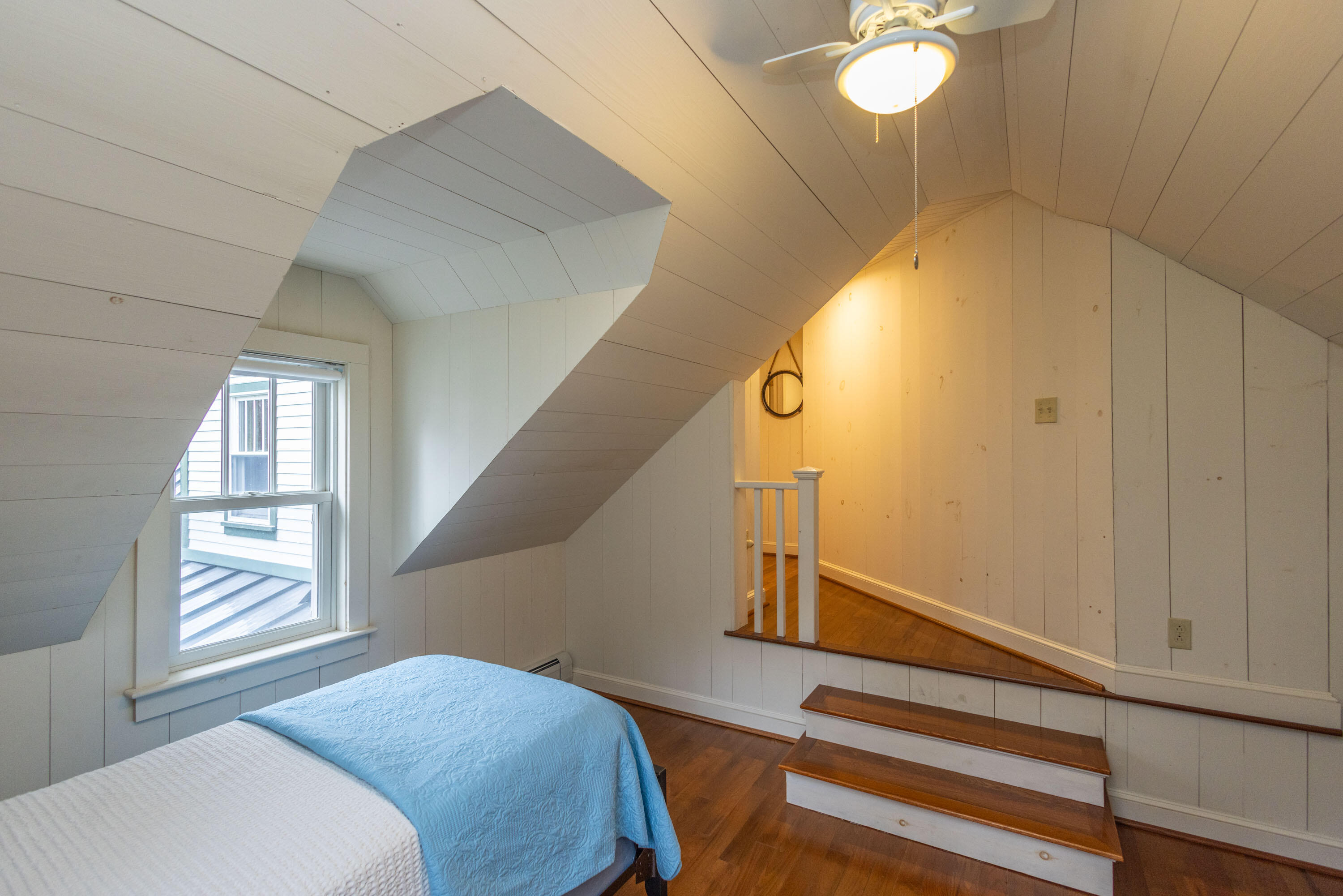 22 Windward Lane Northport ME 04849