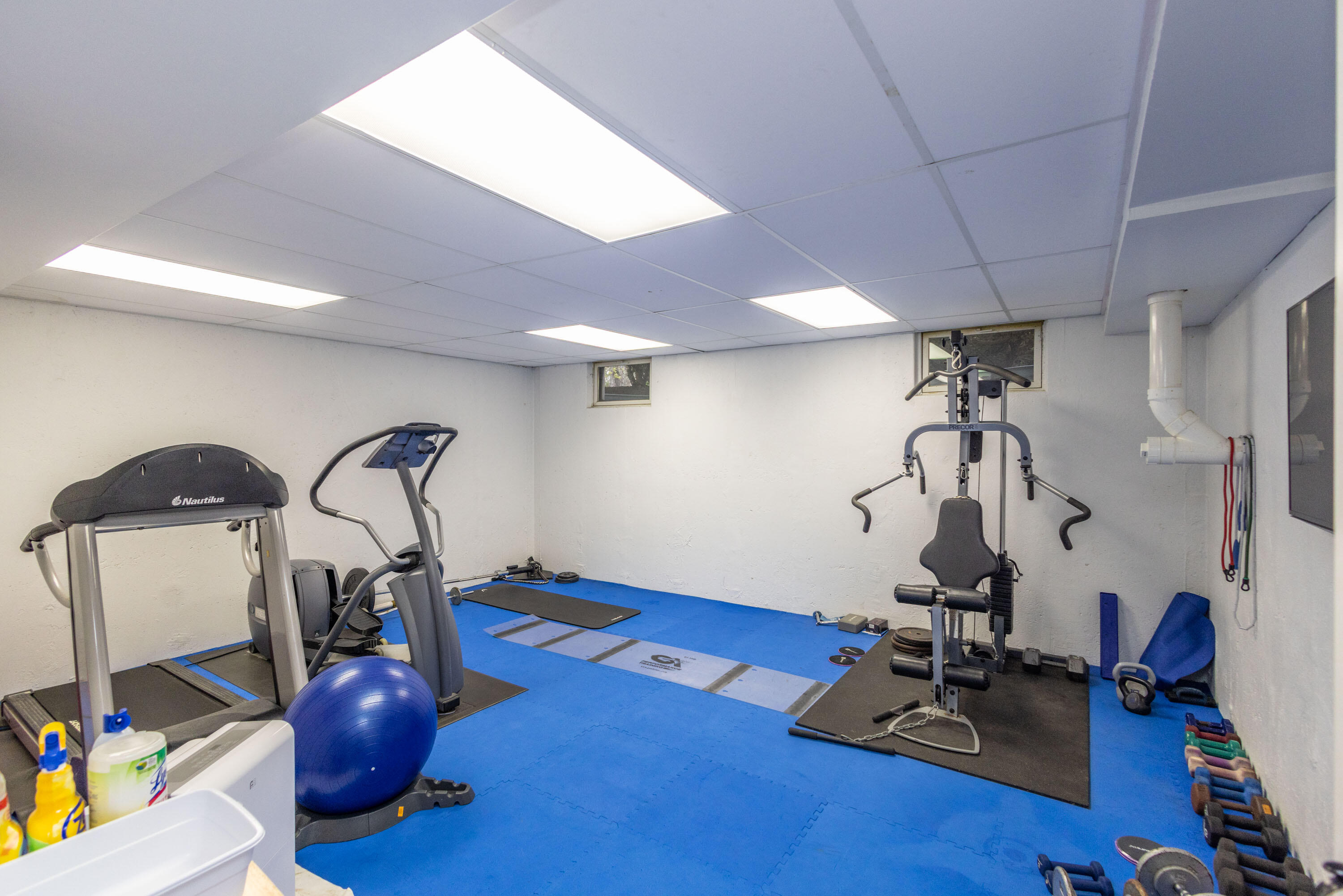 22 Windward Lane Northport ME 04849