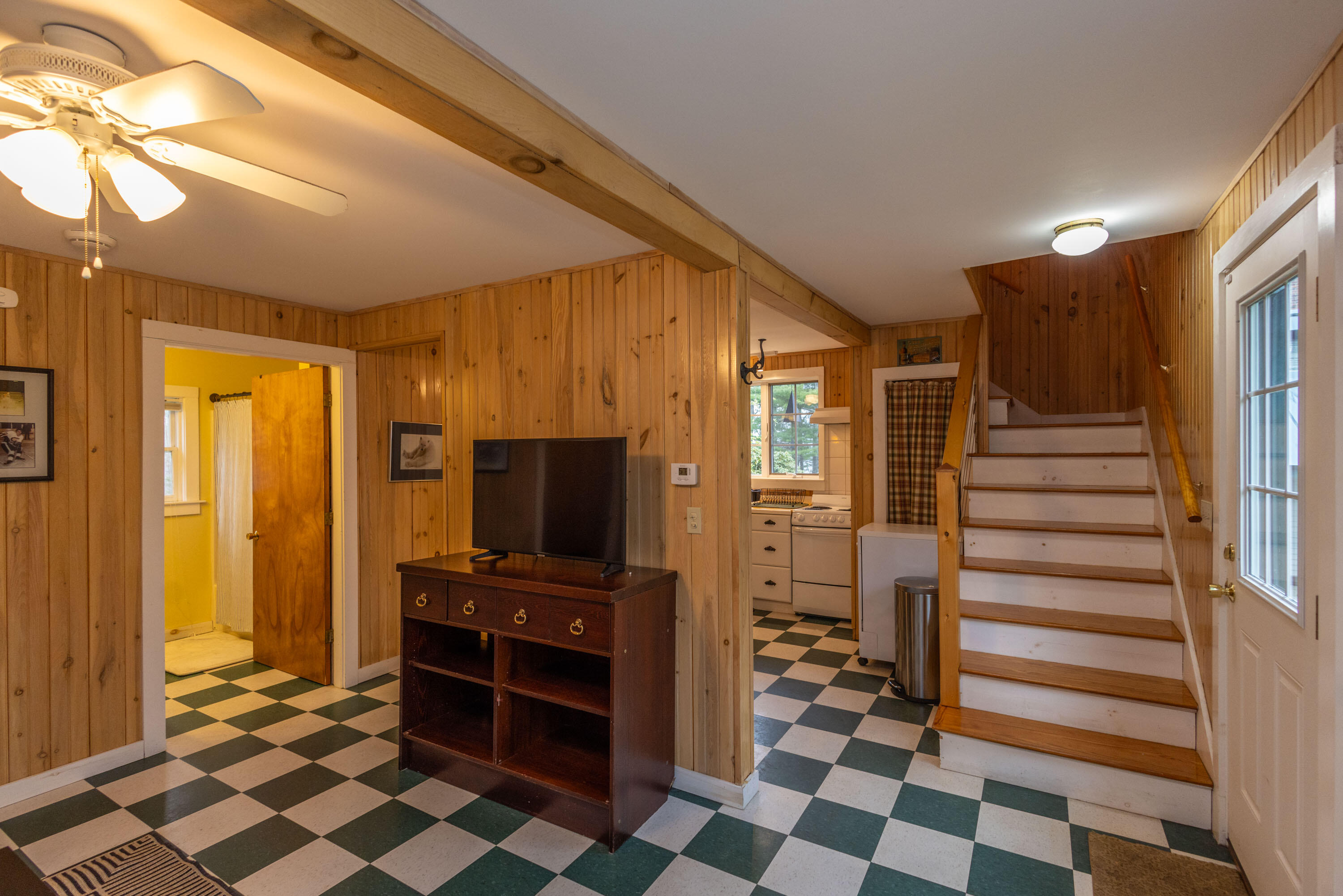 22 Windward Lane Northport ME 04849
