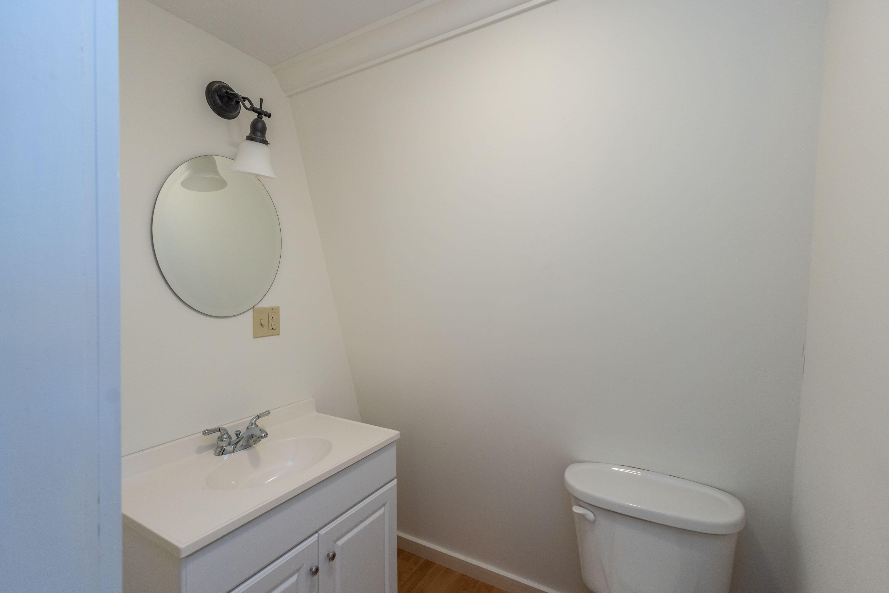 22 Windward Lane Northport ME 04849