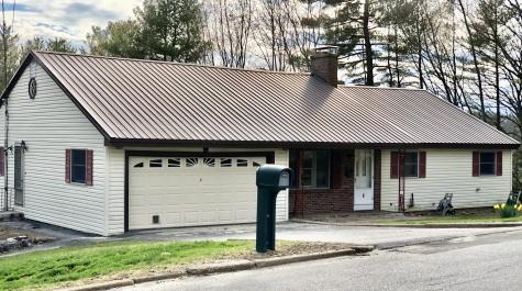4 Bayberry Lane Lewiston ME 04240