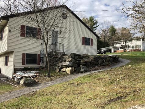 4 Bayberry Lane Lewiston ME 04240
