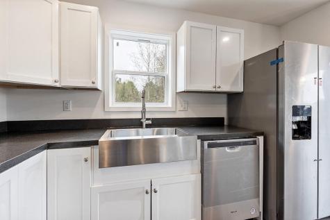 11 Cookson Road Burnham ME 04922