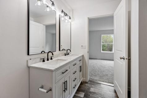 11 Cookson Road Burnham ME 04922