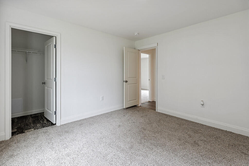 11 Cookson Road Burnham ME 04922
